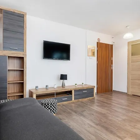 Apartman Kolejowa By Renters *